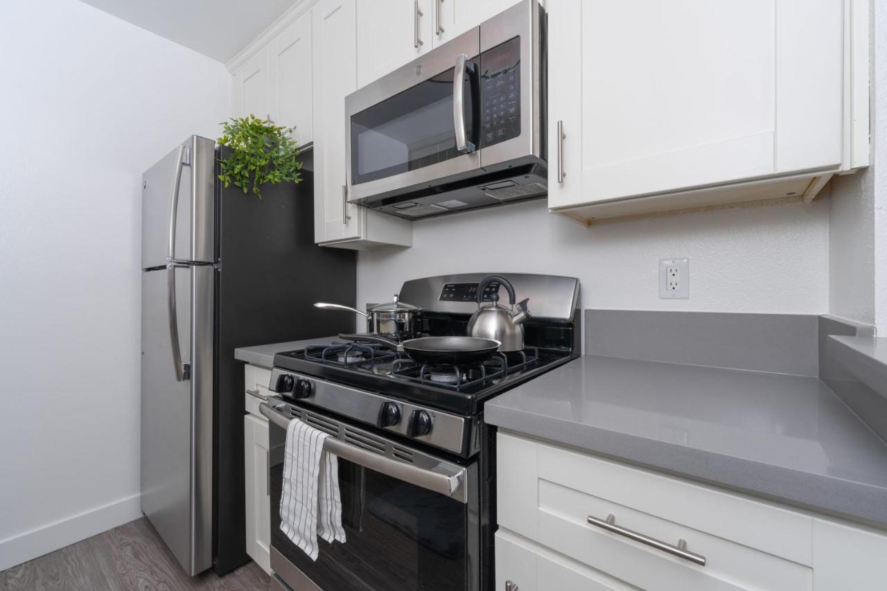 Universal Studios 8 Min Drive Two Bedroom Apartment With Free Parking Los Angeles Exterior foto